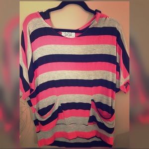 NWOT SHORT SLEEVE HOODIE